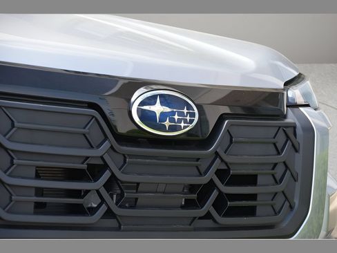 New 2026 Subaru Outback Limited AWD/4WD image 10