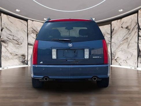 Used 2009 Cadillac SRX AWD w/ Third Row Seating Package image 8