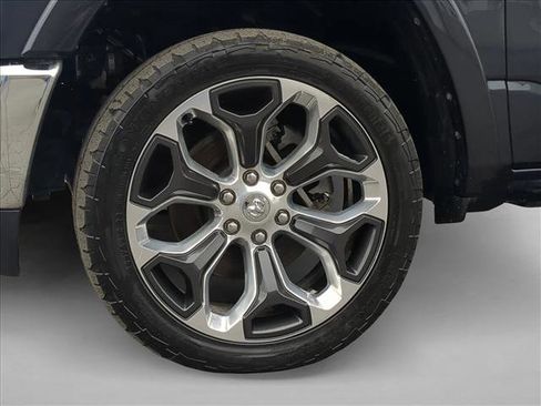 Used 2019 RAM 1500 Limited image 28