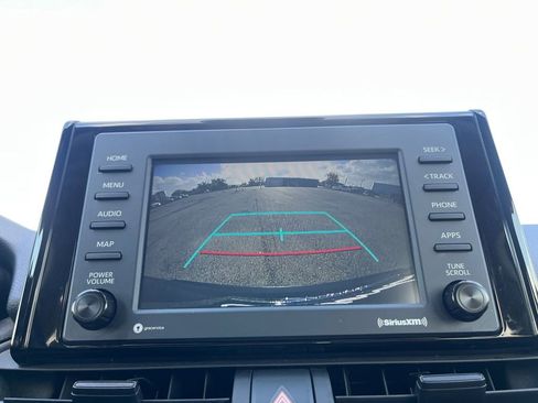 Used 2022 Toyota RAV4 XLE image 8