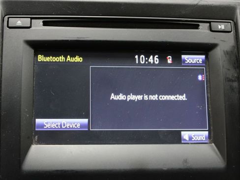 Used 2017 Toyota Camry LE image 37