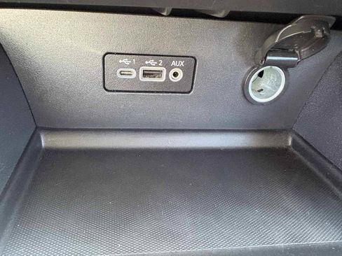 Used 2025 Nissan Altima 2.5 SV FWD image 23