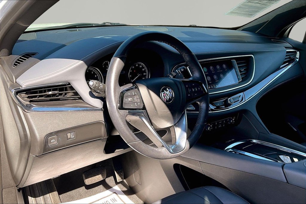 Used 2023 Buick Enclave Essence FWD image 19
