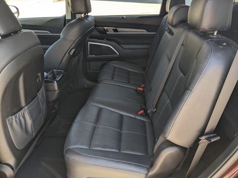 Certified 2020 Kia Telluride EX image 12