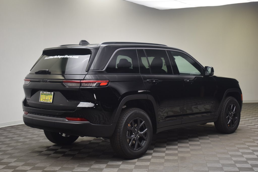 New 2027 Jeep Grand Cherokee 4WD image 5