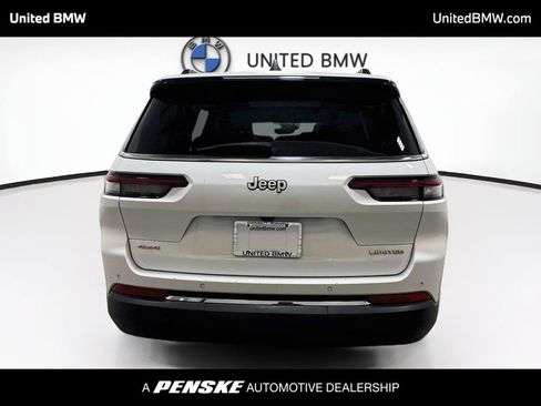 Used 2024 Jeep Grand Cherokee L Limited AWD/4WD image 6