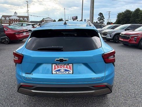 New 2026 Chevrolet Trax ACTIV w/ Sunroof Package FWD image 10