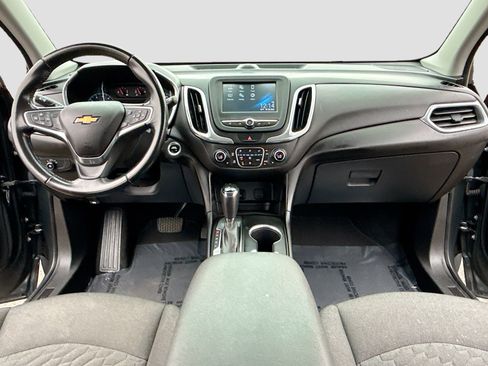 Used 2018 Chevrolet Equinox LT FWD image 3