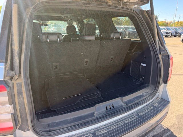 Used 2024 Ford Expedition Limited AWD/4WD image 27