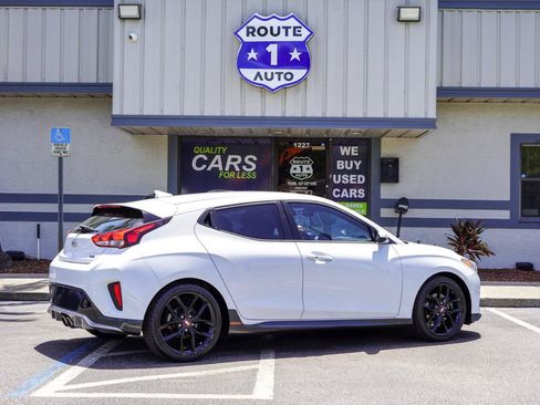Used 2019 Hyundai Veloster Turbo R-Spec FWD image 3