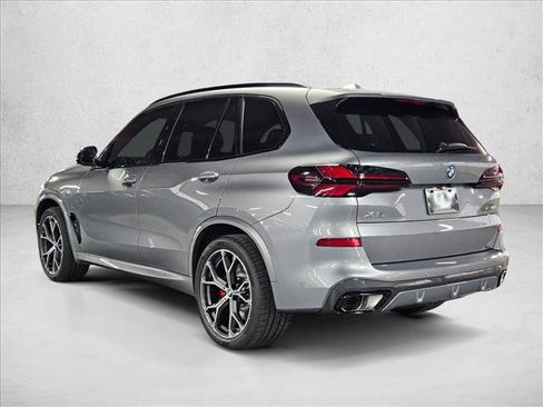 New 2026 BMW X5 xDrive50e image 8