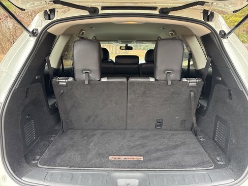 Used 2020 Nissan Pathfinder SV w/ Rock Creek Edition image 16