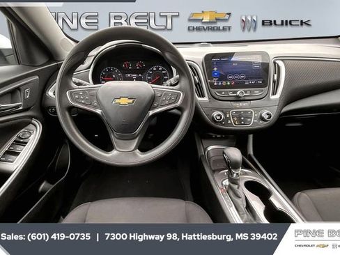 Used 2024 Chevrolet Malibu LT image 5