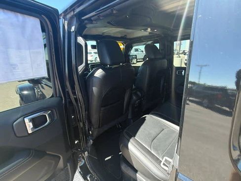 Used 2021 Jeep Wrangler Unlimited Sahara w/ Cold Weather Group AWD/4WD image 19