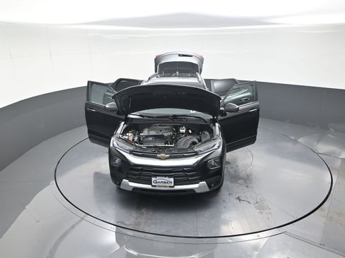 Used 2023 Chevrolet TrailBlazer LT w/ Convenience Package image 12