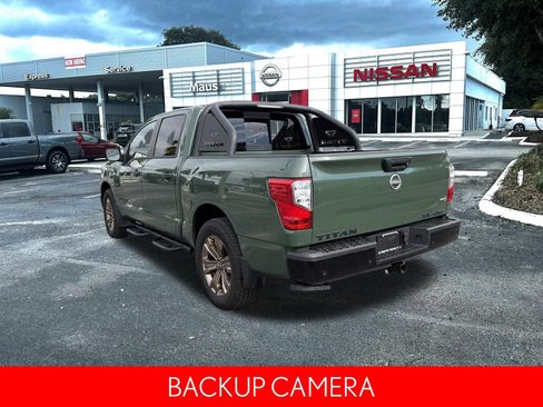 Used 2024 Nissan Titan SV w/ SV Bronze Edition Package image 6
