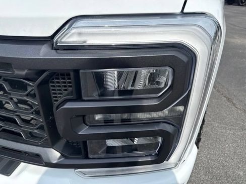 Used 2024 Ford F250 XL w/ STX Appearance Package AWD/4WD image 9