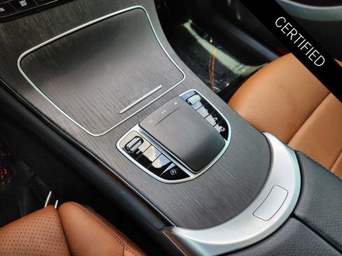 Used 2022 Mercedes-Benz GLC 300 image 21