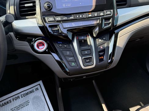 Used 2018 Honda Odyssey Elite image 27