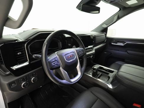 Used 2024 GMC Sierra 1500 SLT w/ SLT Premium Plus Package image 10