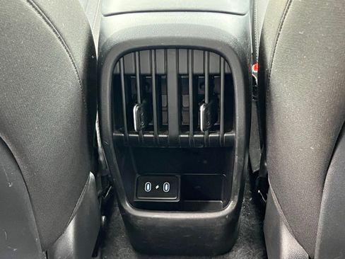 Used 2024 Hyundai Kona SEL FWD image 18