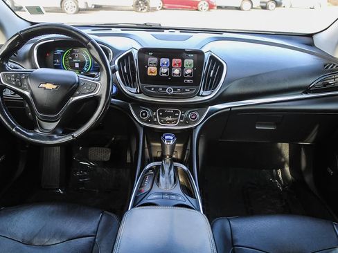 Used 2018 Chevrolet Volt Premier w/ Driver Confidence Package image 12