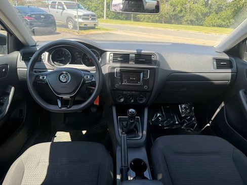 Used 2016 Volkswagen Jetta S FWD image 17