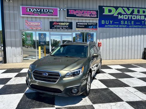 Used 2016 Subaru Outback 2.5i Premium AWD/4WD image 3