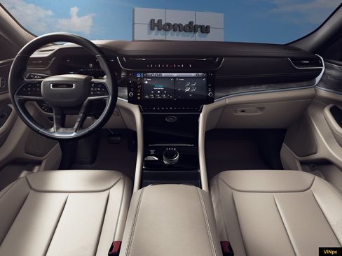 New 2026 Jeep Grand Cherokee Limited image 18