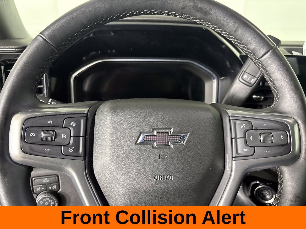 Used 2026 Chevrolet Silverado 1500 RST AWD/4WD image 15