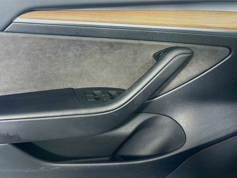 Used 2023 Tesla Model 3 Standard Range RWD image 15