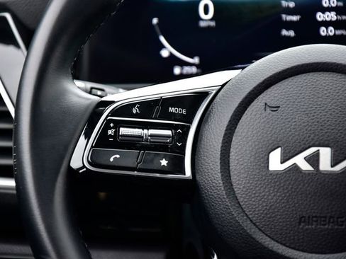 Certified 2024 Kia Seltos S image 19