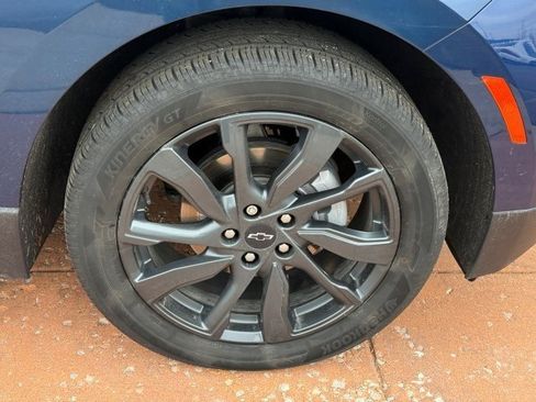 Used 2023 Chevrolet Equinox RS image 8