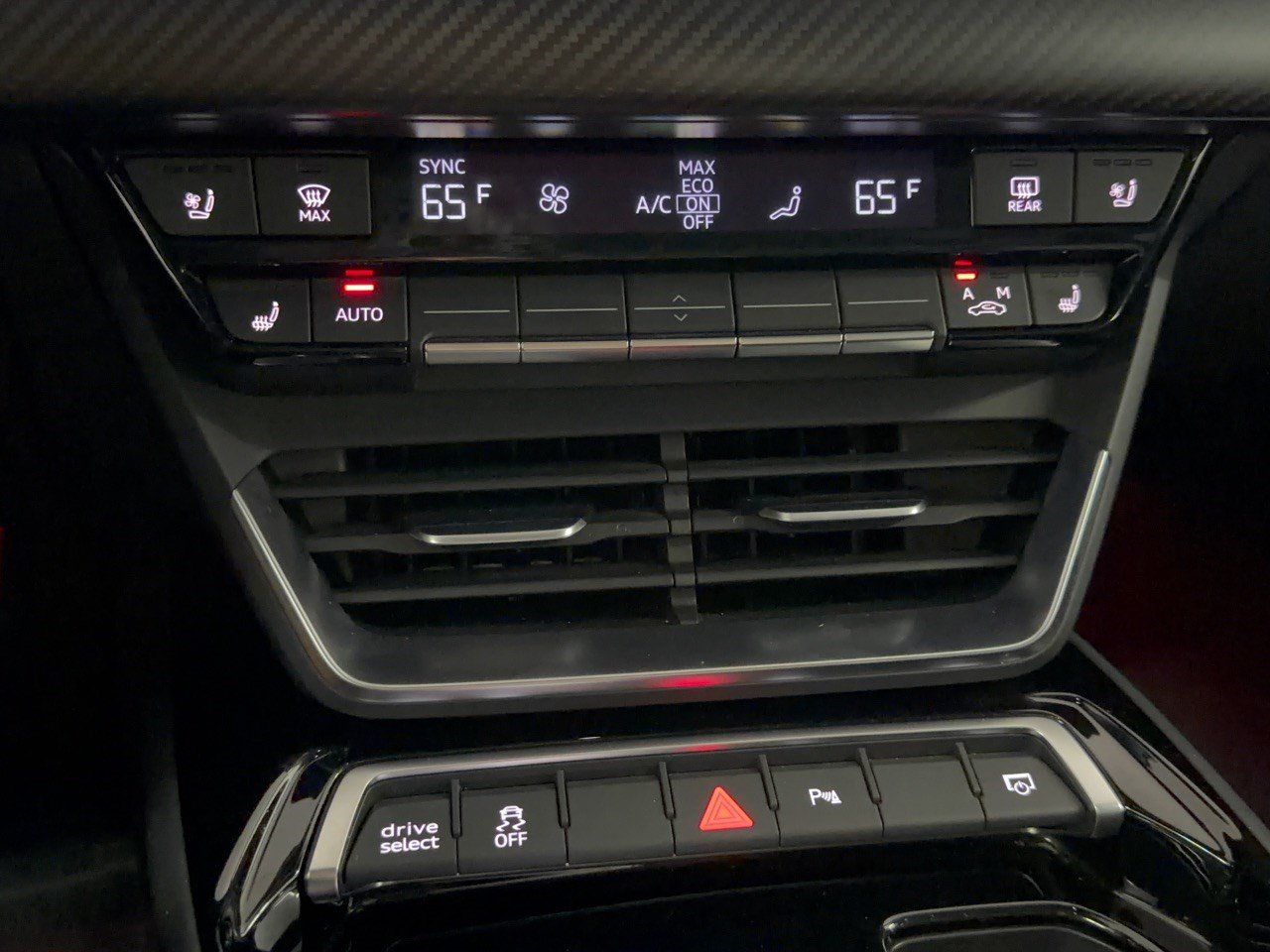 Certified 2024 Audi e-tron GT Premium Plus AWD/4WD image 22