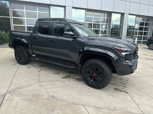 Used 2024 Toyota Tacoma TRD Pro AWD/4WD image 2