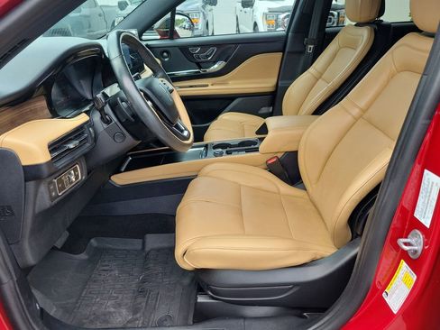 Certified 2023 Lincoln Corsair Grand Touring w/ Equipment Group 302A AWD/4WD image 18