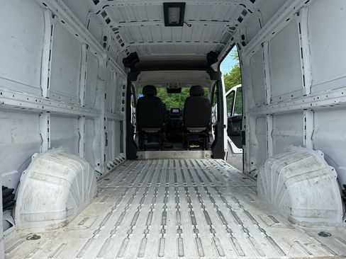 Used 2025 RAM ProMaster 2500 w/ Convenience Group FWD image 26