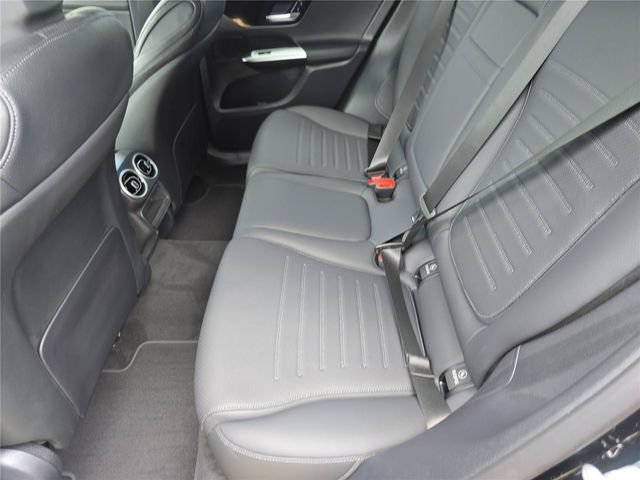 New 2026 Mercedes-Benz GLC 300 4MATIC image 15