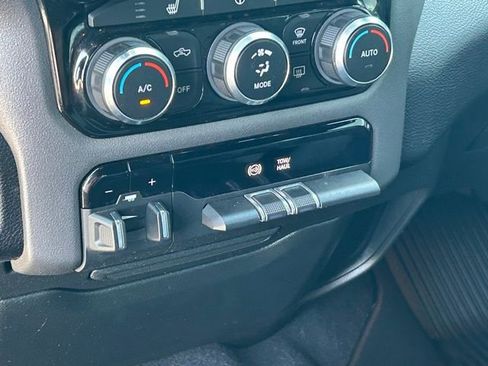 Used 2022 RAM 2500 Big Horn w/ Level A Equipment Group image 31