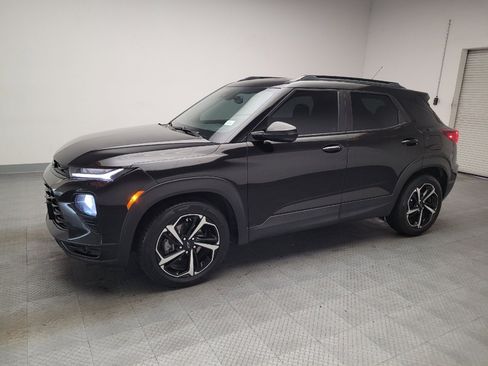 Used 2022 Chevrolet TrailBlazer RS w/ Sun and Liftgate Package FWD image 2