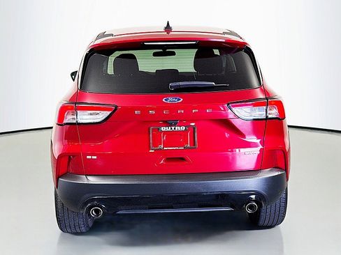 Used 2021 Ford Escape SE w/ SE Sport Appearance Package AWD/4WD image 6