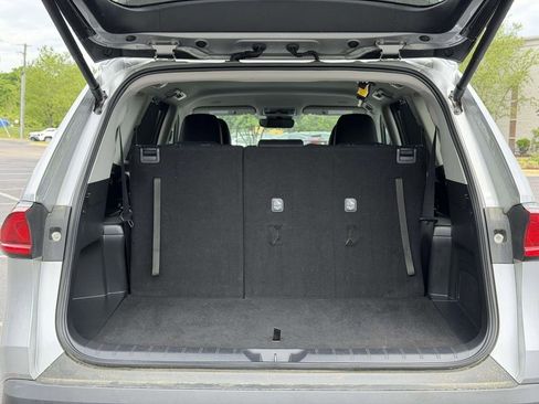 Used 2025 Toyota Grand Highlander AWD image 14