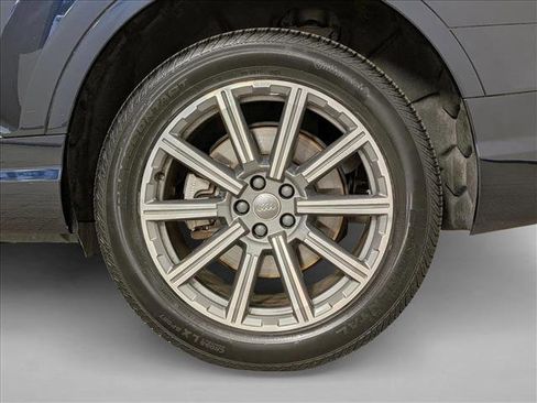 Used 2018 Audi Q7 3.0T Premium Plus w/ Premium Plus Package image 27