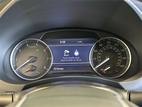 Certified 2025 INFINITI QX50 Sport image 28