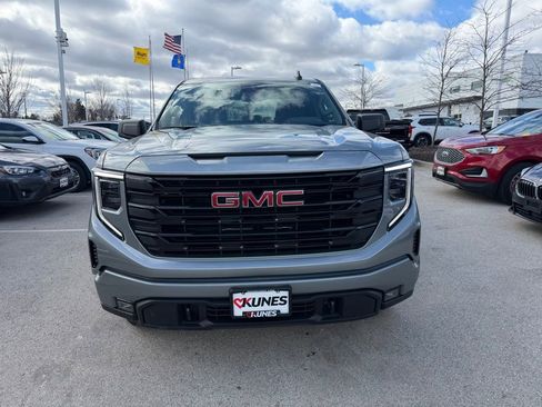 New 2026 GMC Sierra 1500 Elevation image 2
