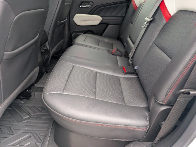 Used 2024 GMC Canyon AT4X AWD/4WD image 31