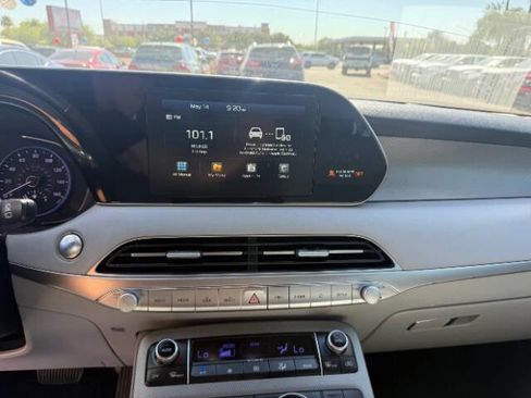 Used 2020 Hyundai Palisade SEL FWD image 16