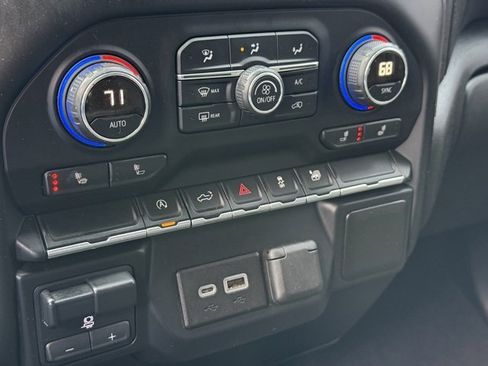 Used 2019 Chevrolet Silverado 1500 LT w/ True North Edition image 28