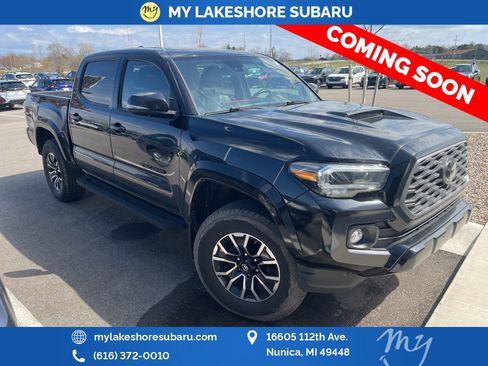 Used 2020 Toyota Tacoma TRD Sport w/ TRD Premium Sport Package AWD/4WD image 1