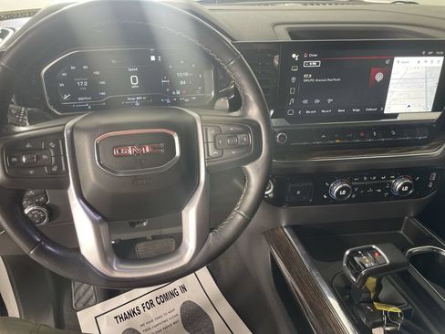 Used 2023 GMC Sierra 1500 Elevation w/ X31 Off-Road Package AWD/4WD image 11